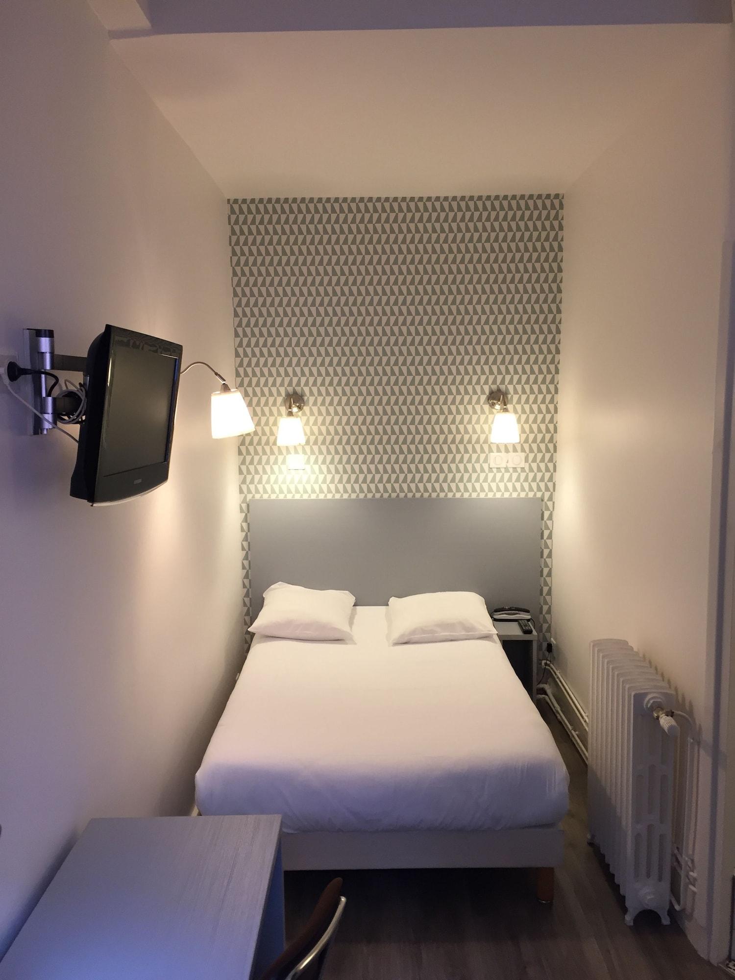 Au Patio Morand Hotel Лион Екстериор снимка