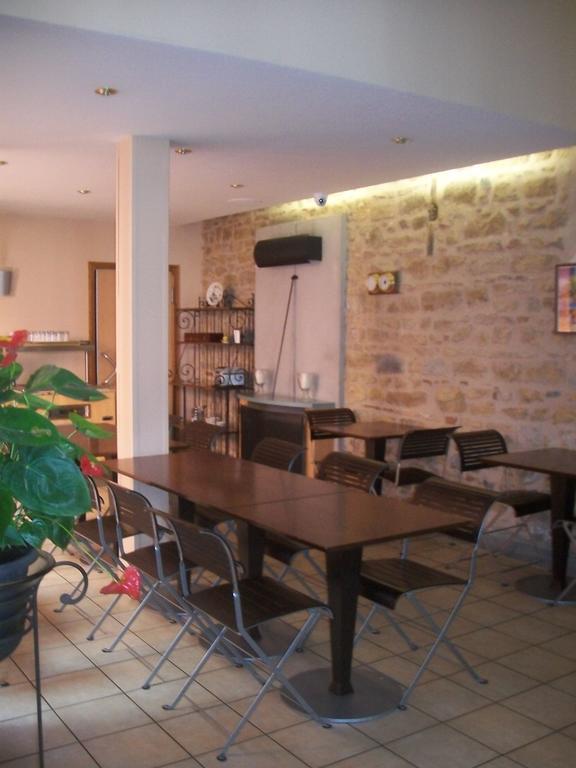 Au Patio Morand Hotel Лион Екстериор снимка