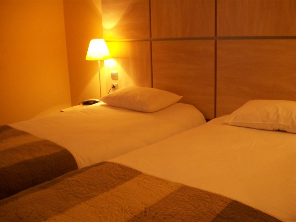 Au Patio Morand Hotel Лион Екстериор снимка