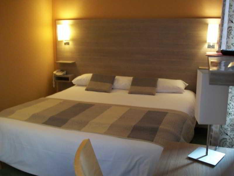 Au Patio Morand Hotel Лион Екстериор снимка