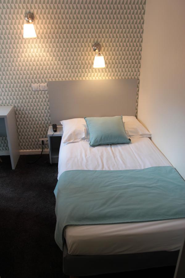 Au Patio Morand Hotel Лион Екстериор снимка