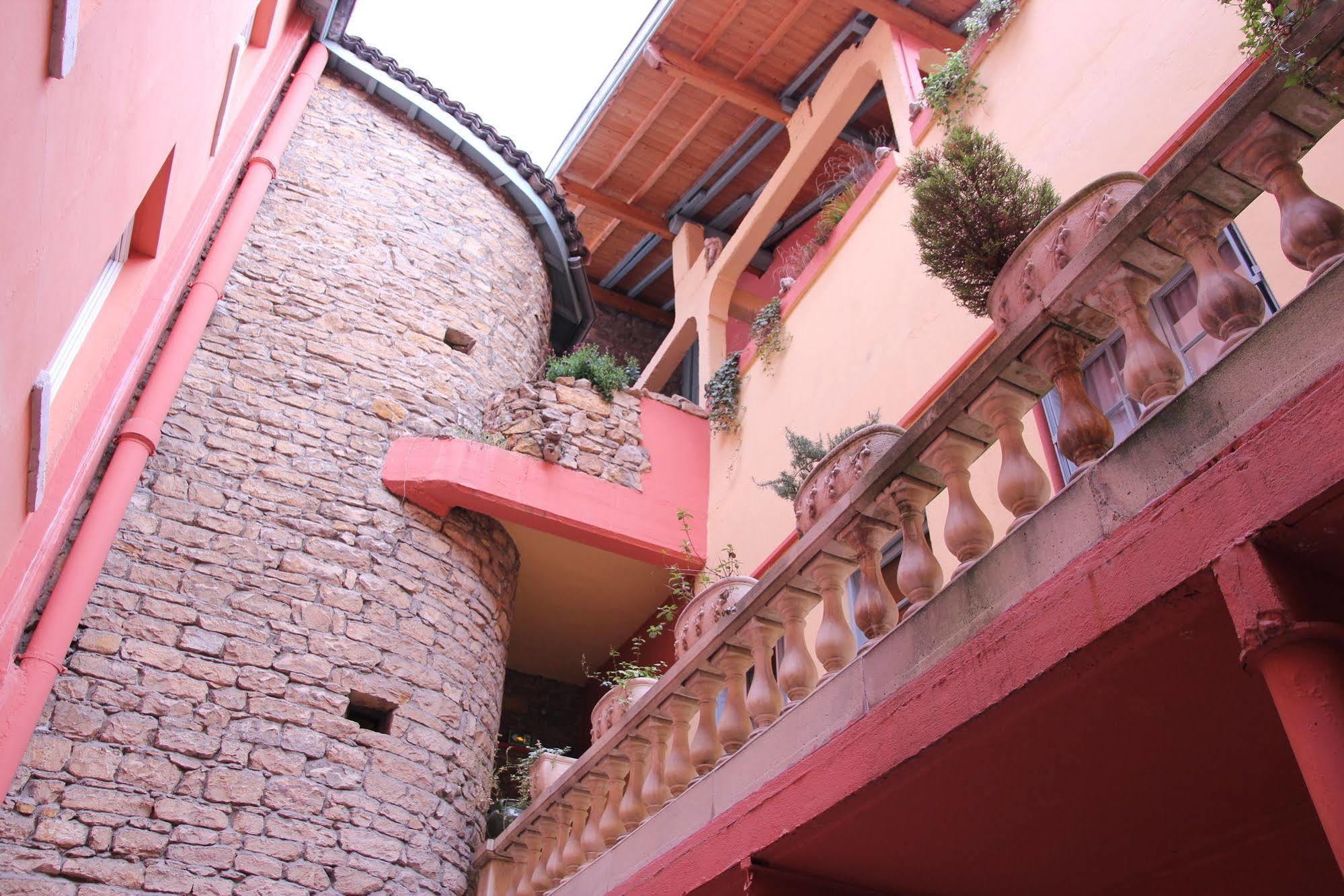 Au Patio Morand Hotel Лион Екстериор снимка